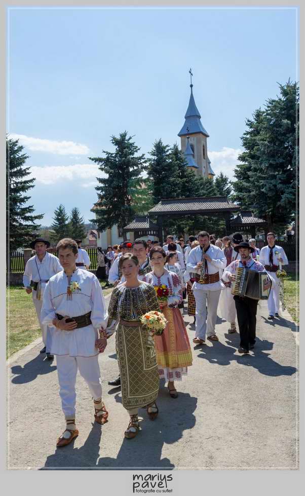 Foto nunta costume populare Brasov